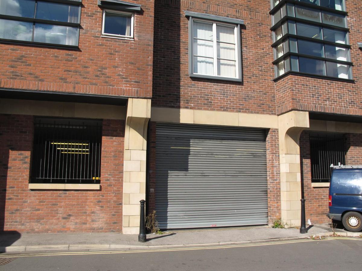 Churchill Two Bedroom Apartments With Free Parking And The Minster View 约克 外观 照片